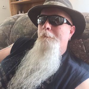 Meet your Posher, Joel